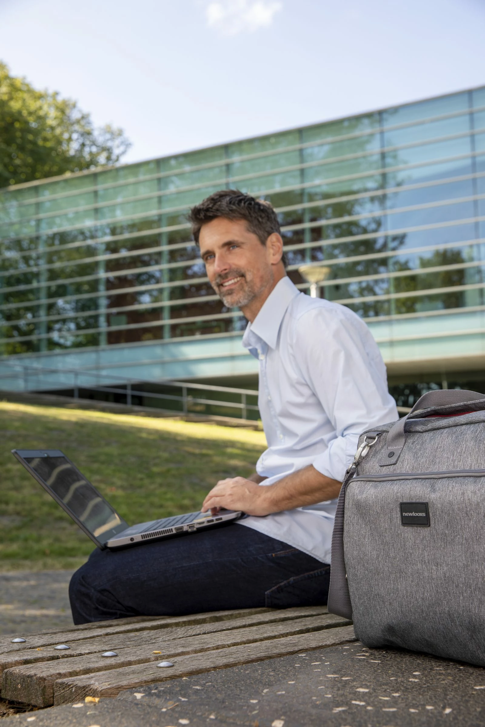 Sac à Bandoulière Vélo New Looxs Postino - 18 Litres – Image 6