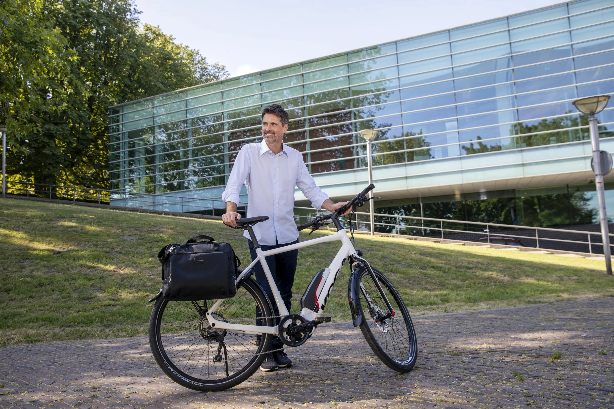 Sac à Bandoulière Vélo New Looxs Postino - 18 Litres – Image 7